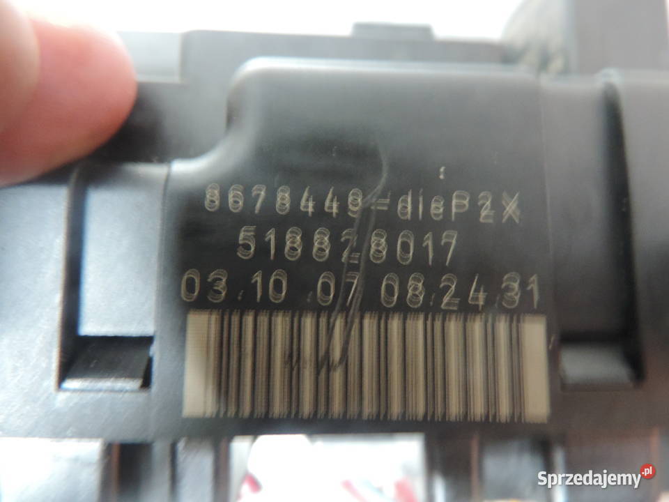 SKRZYNKA BEZPIECZNIKÓW VOLVO S60 8678449 Nowy Sącz