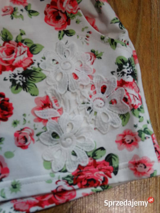 Krótkie spodenki kwiaty r146152 1112lat dziewczynka Legnica sprzedam