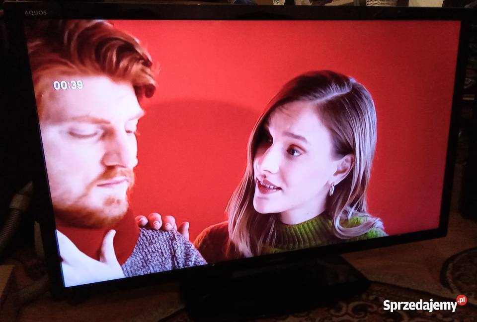 TV LED 32 cale Sharp Aquos z DVBT i pilotem sprzedam