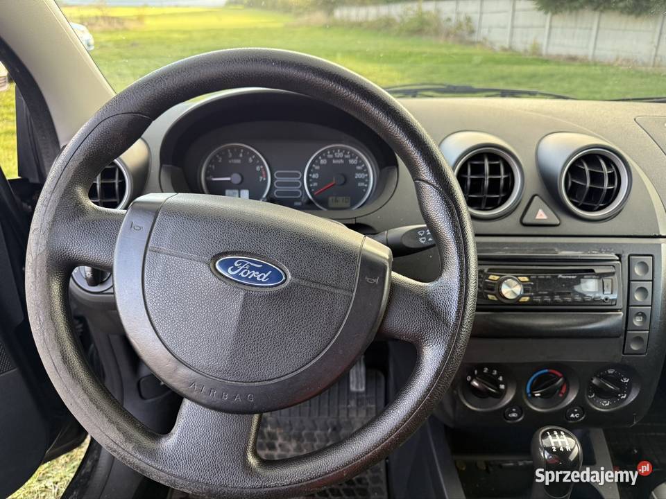 Ford fiesta 2005R 14 benzyna ładna bez rdzy Fiesta