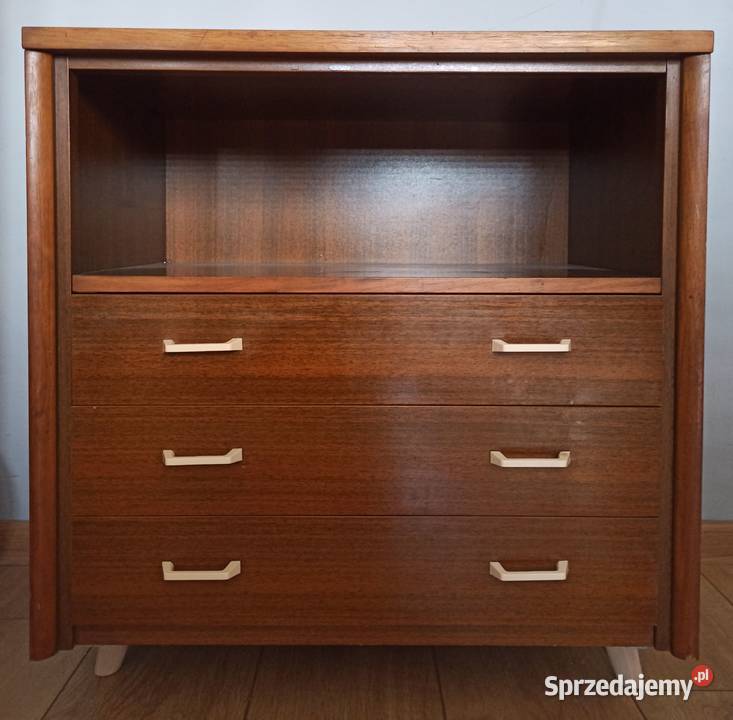 komoda PRL 64 x 60 x 40 3 szuflady stan nowe sprzedam