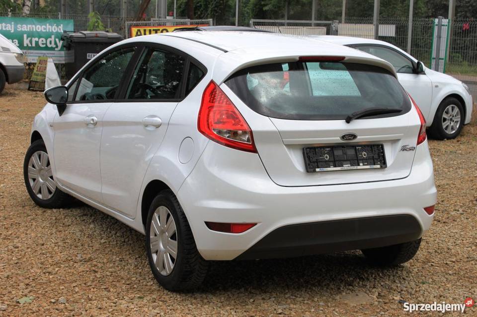 Do sprzedania Ford Fiesta bialy Sosnowiec