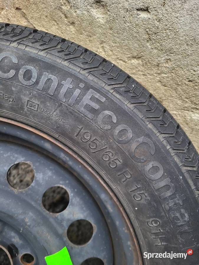 Opona Continental na stalowej feldze 19565r 15