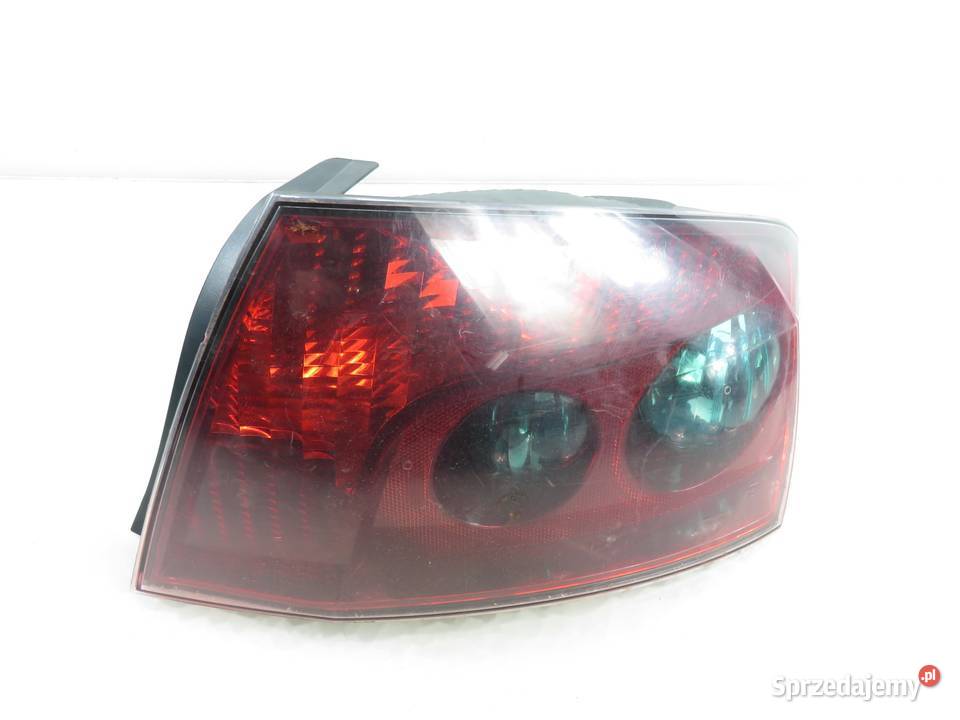LAMPA PRAWA TYLNA PEUGEOT 407 6D 9656606280