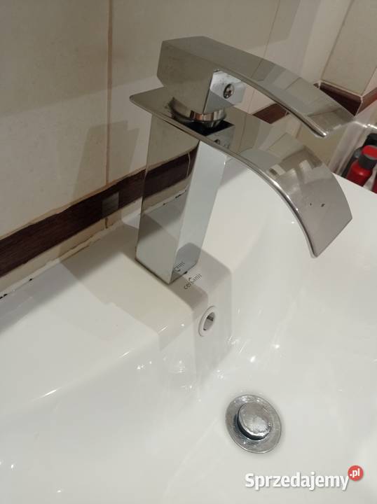 Meble do łazienki Umywalka Bateria Komplet śląskie