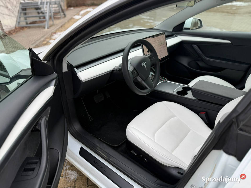 Tesla Model 3 Tarnowskie Góry