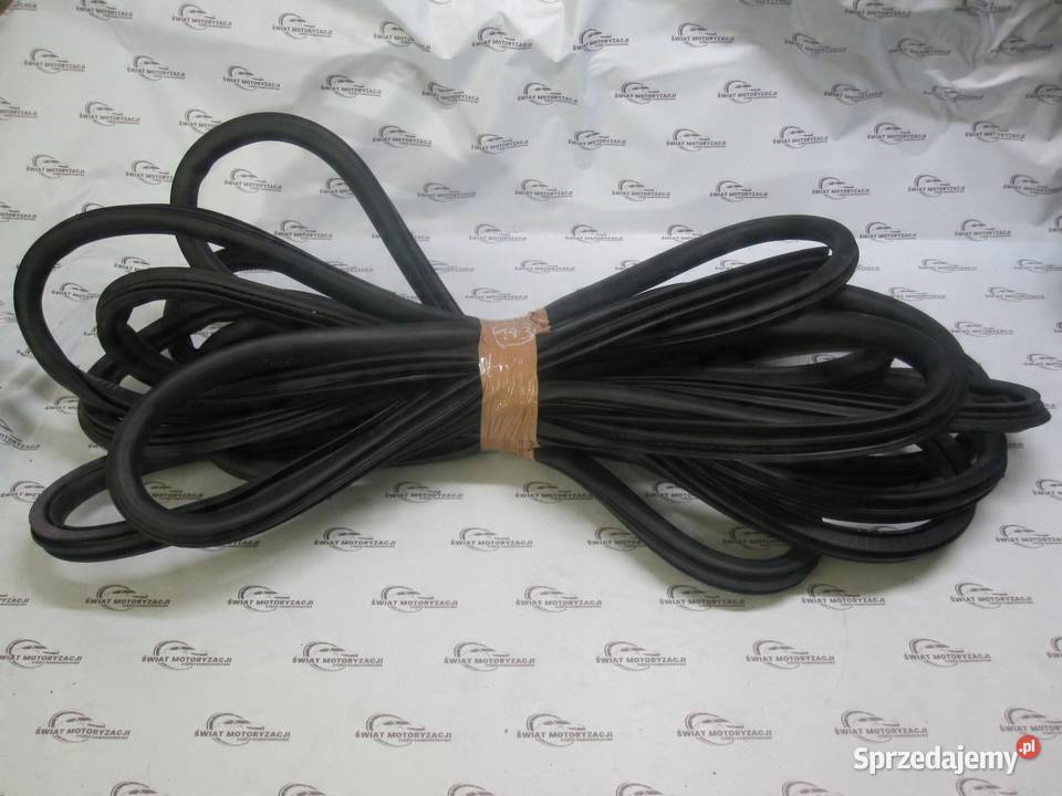 C4 GRAND PICASSO II 15r uszczelka drzwi lewy tył świętokrzyskie