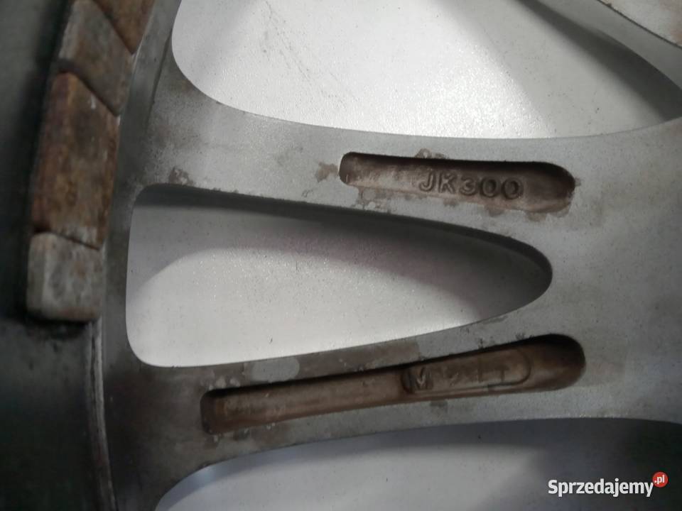 FELGA ALUMINIOWA 18 18x75J INFINITI Koła i felgi Motoryzacja Nowy Tomyśl sprzedam