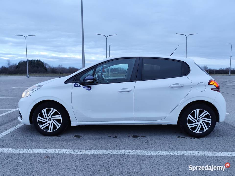 Peugeot 208 10 benzyna nowy rozrząd podkarpackie Tarnobrzeg