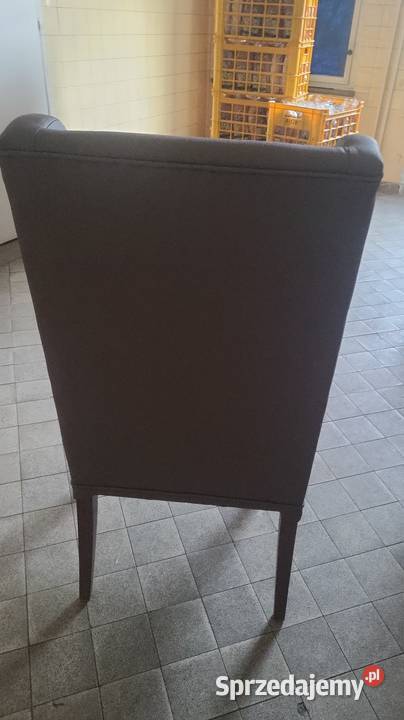 2 sztuki foteli obszytych skórą sprzedam