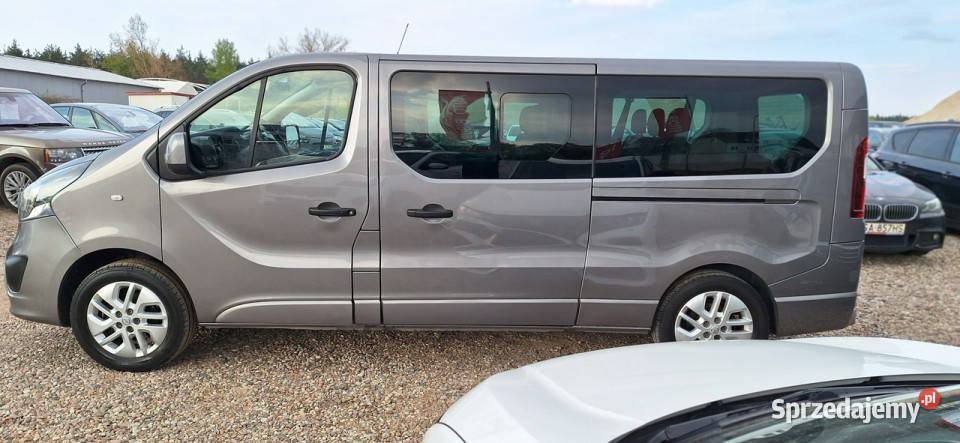 Opel Vivaro duza navi long 9 OSOBOWY II 20142019 czujnik zmierzchu Lębork