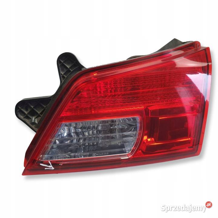 LAMPA PRAWA Subaru Legacy V kombi TYLNA prawy Rudka