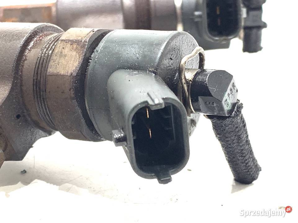 WTRYSKIWACZE 3 SZTUKI OPEL ZAFIRA B 0445110165 Wtryskiwacze