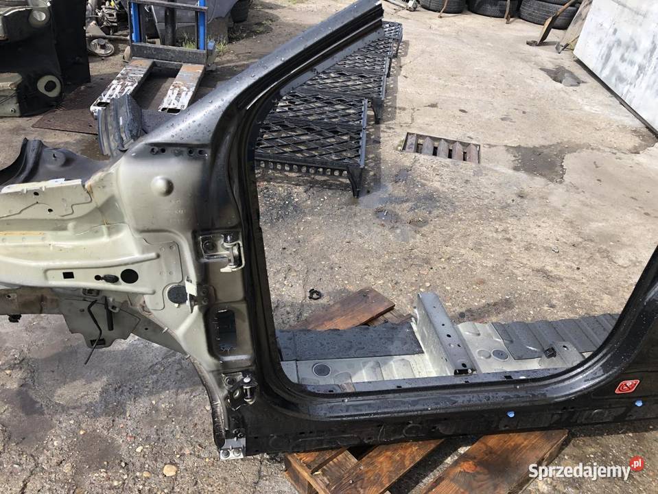 ĆWIARTKA LEWY PRZÓD CITROEN C4 CACTUS EXL wielkopolskie