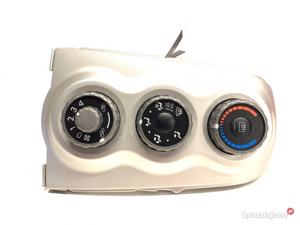 PANEL STEROWANIA NAWIEWU TOYOTA YARIS II podkarpackie