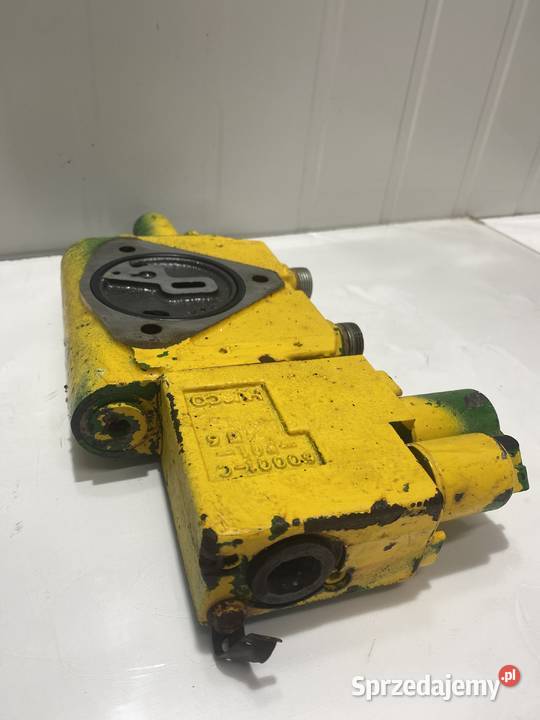 ZAWÓRSEKCJA HYDRAULCZNA JOHN DEERE 7930 RE216049 Kielce