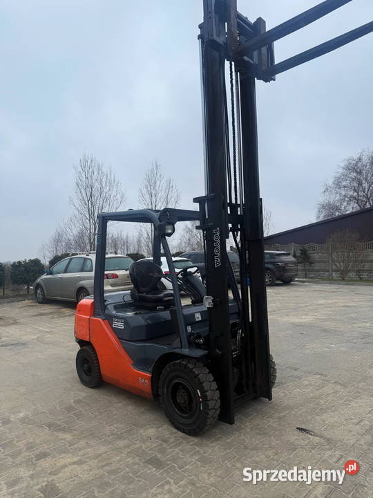 wózek widłowy TOYOTA 8FDF25 diesel 3680mtg Działoszyn