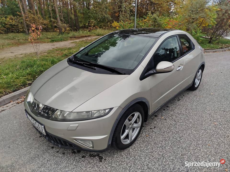Honda Civic VIII 18 Benzyna 140 Bezwypadkowe