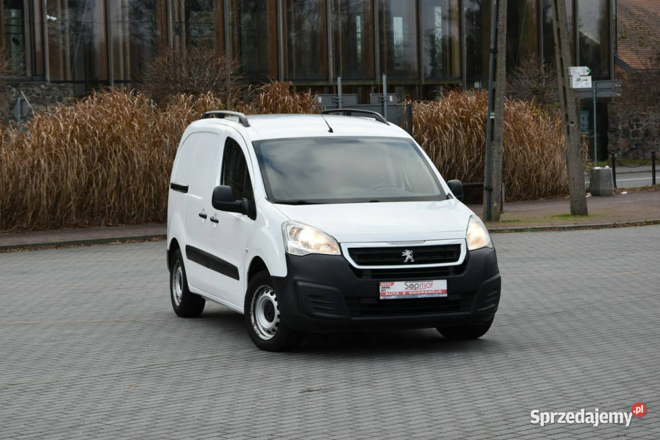 Peugeot Partner 16HDi 99 2018r Salon Klima 3os Kampinos