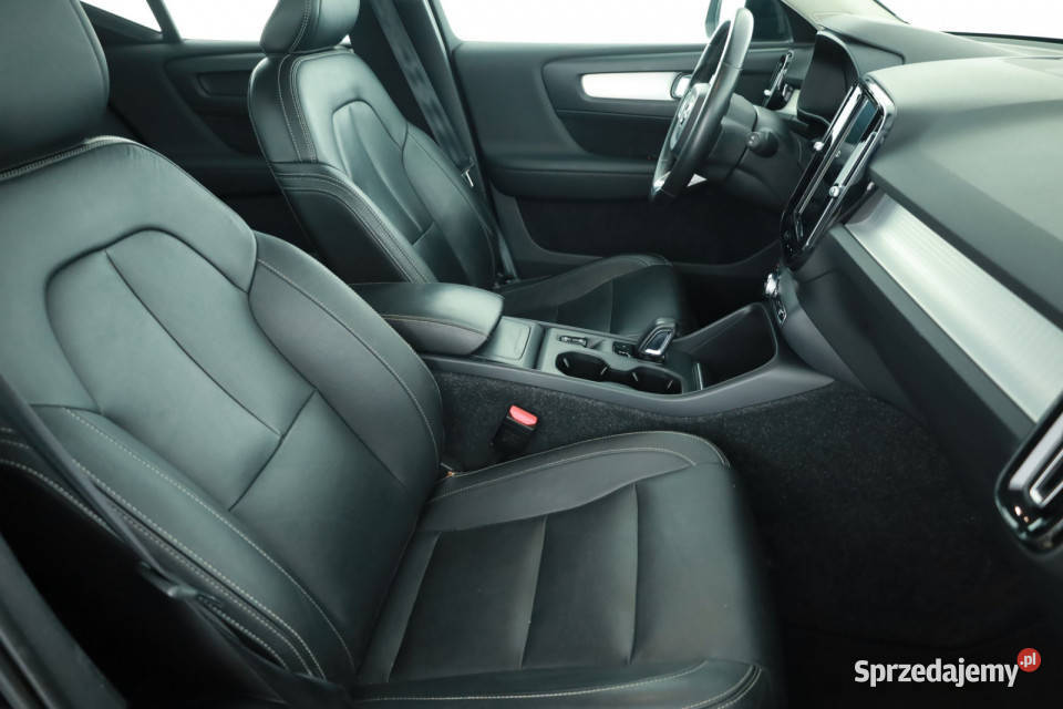 Volvo XC40 D4 AWD Piaseczno