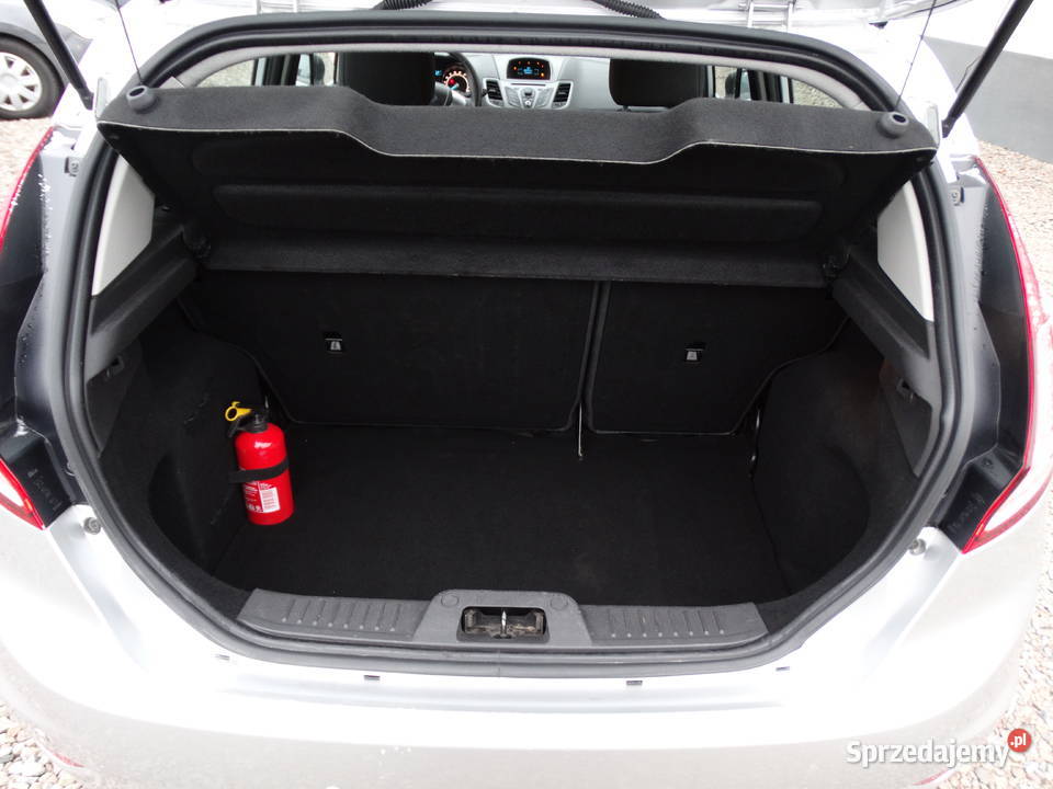 Ford Fiesta mk7 lift Wypożyczalnia wynajem Przebieczany