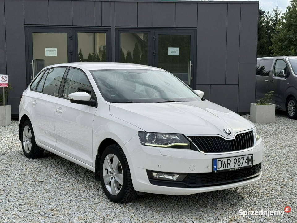 koda RAPID 10TSI 110 2018 Salon Xenon Wrocław