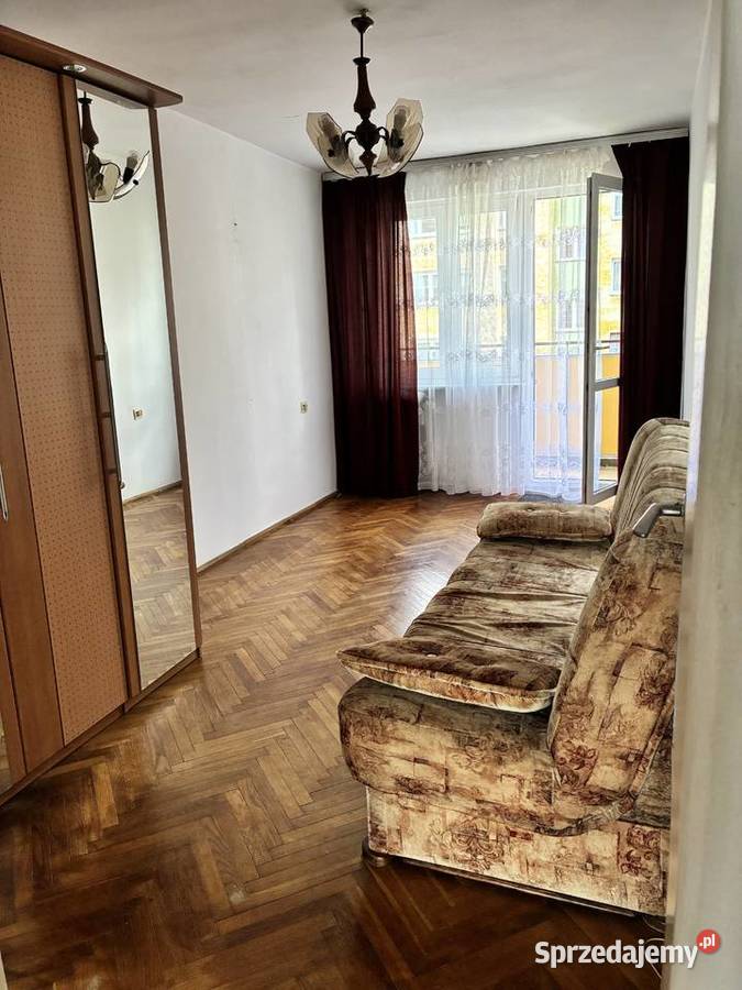 Słoneczne dwupokojowe mieszkanie z loggią i oddzielna kuchnia Mieszkania