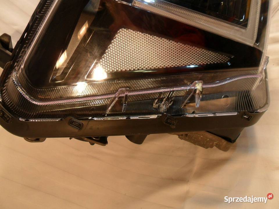 Lampa Przednia Prawa Kia Niro II Nowy Tomyśl sprzedam