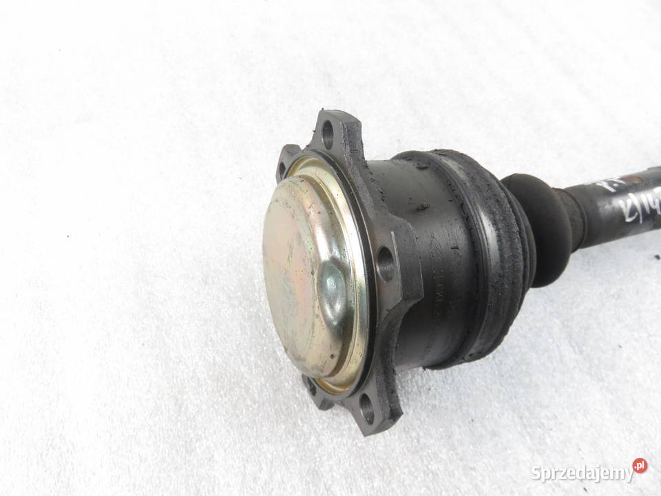 PÓŁOŚ PRAWA PRZEDNIA AUDI A4 B5 19 TDI sprzedam