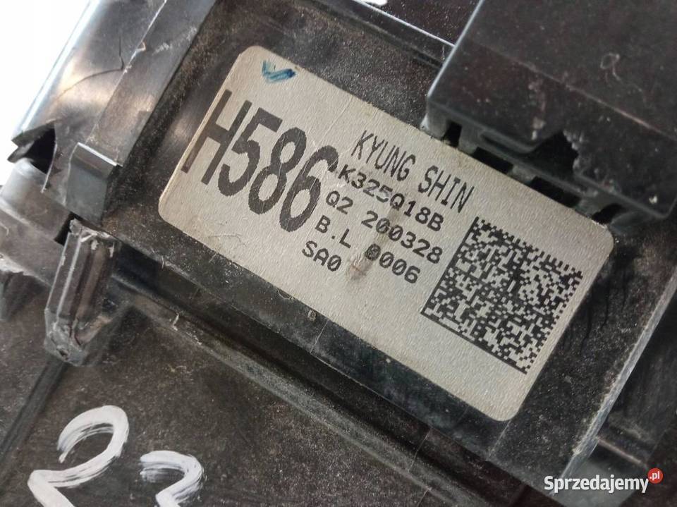 SKRZYNKA BEZPIECZNIKÓW K325Q18B 91285H8860 Kia Rok produkcji 2020 sprzedam