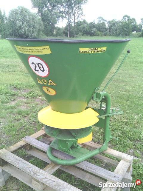 Rozsiewacz Nawozu Agromet Brzeg N012 stan lejek Mełgiew