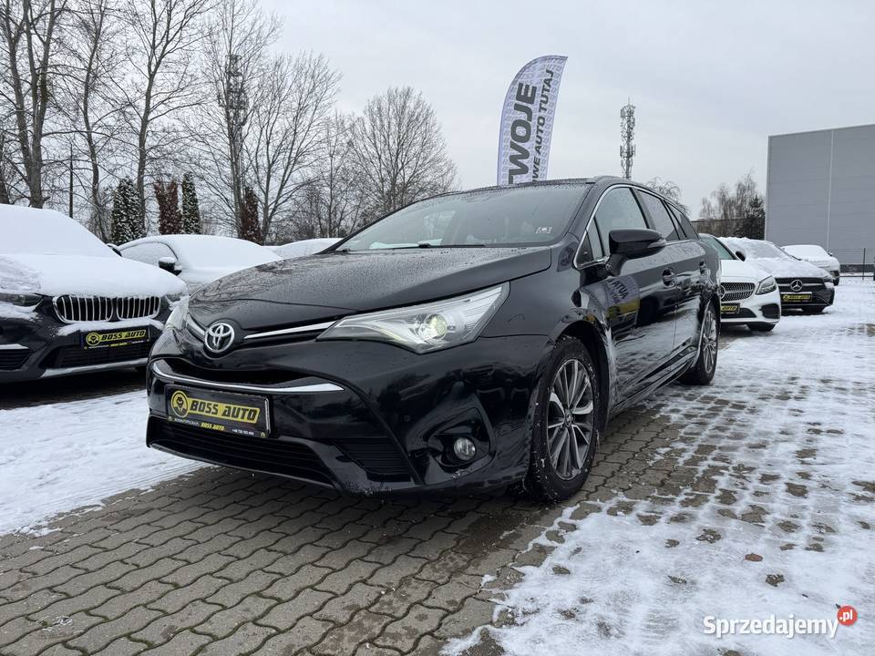 Toyota Avensis 2017 Warszawa