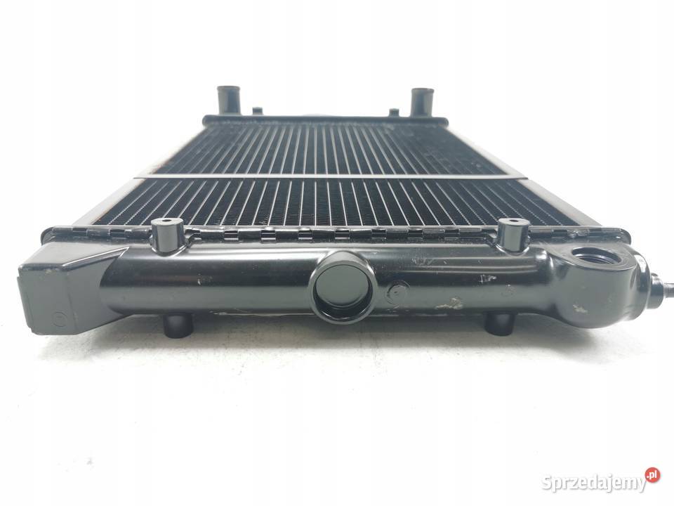 CHŁODNICA WODY VW PASSAT B3B3 92 NOWA MAGNETI osobowe