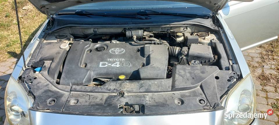 Toyota Avensis T25 D4D Hak Kombi w pełni sprawne Avensis Skaryszew