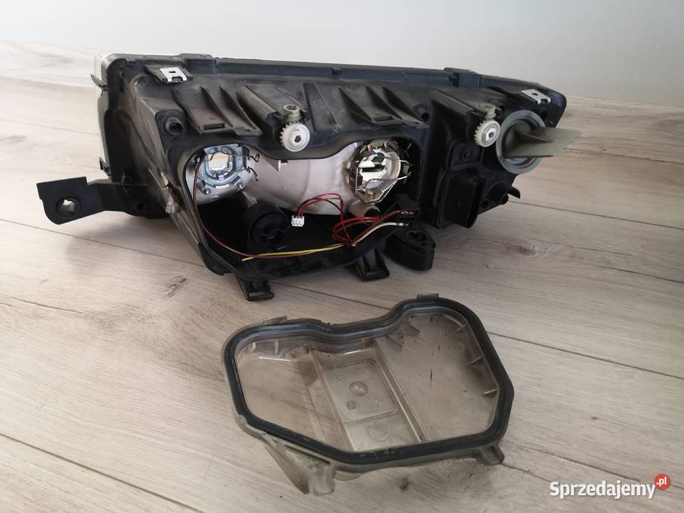 Skoda Fabia I reflektory lampy przednie osobowe Jelenia Góra