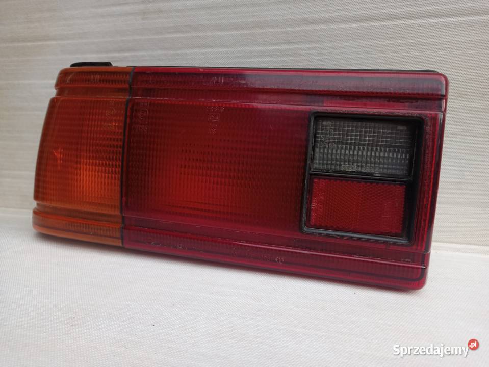 Nissan Sunny B11 lampa tył tylna lewa IKI wkład Oświetlenie Sieradz