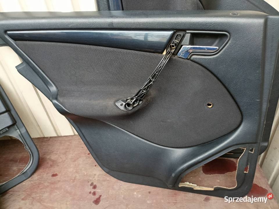 Mercedes W202 Cklasa boczki drzwiowe tapicerka Skarżysko-Kamienna