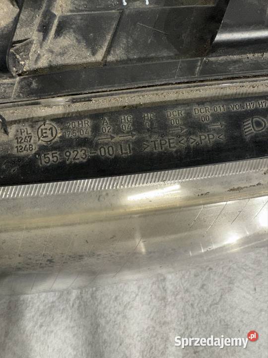 Lampa lewy przód Audi A6 C5 Jasienica