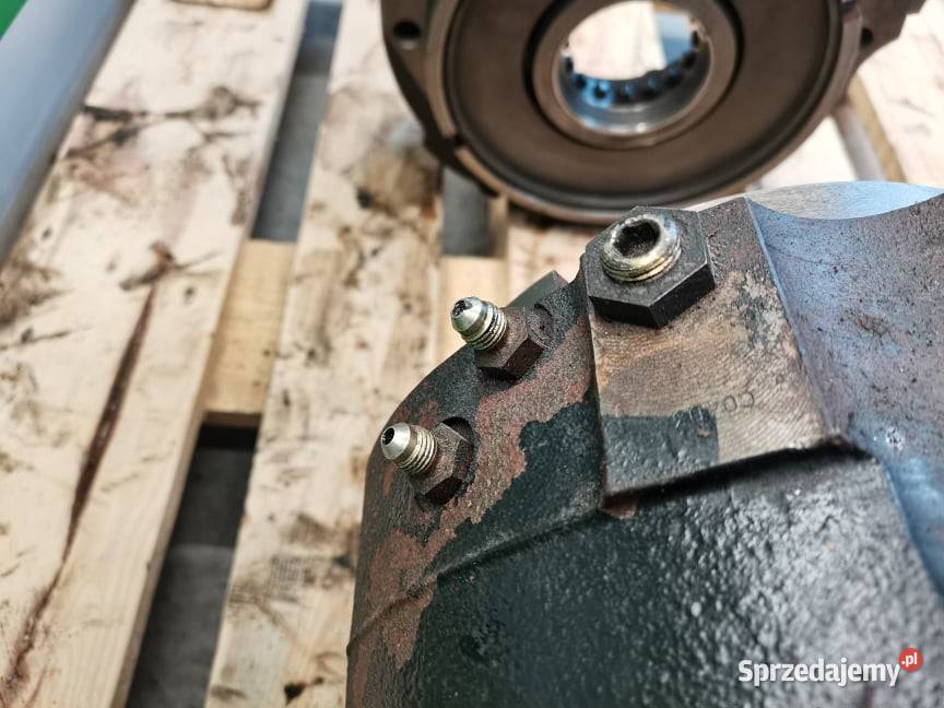 Massey Ferguson 8937 Cylinder hamulcowy sprzedam