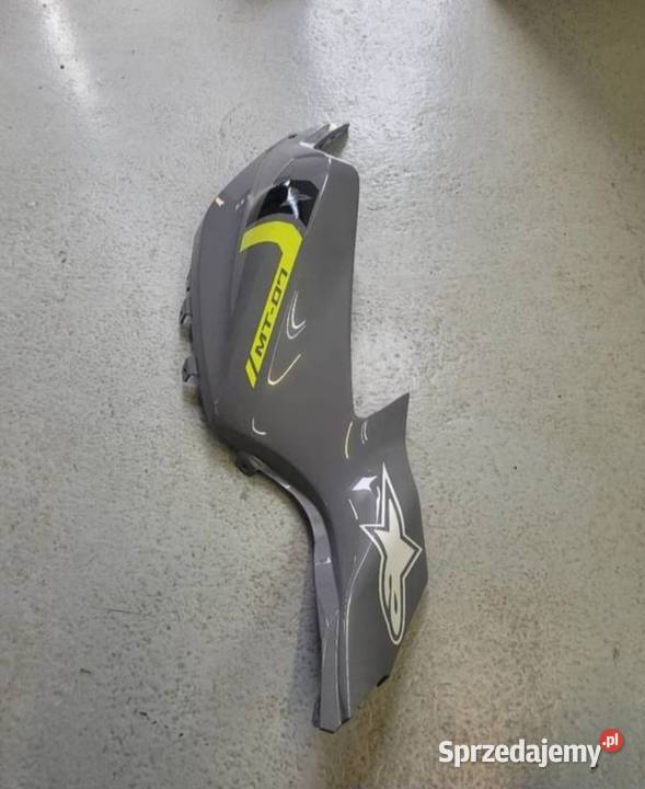 YAMAHA MT 07 MT07 NAKŁADKA ZBIORNIKA PRAWA WLOT Szyby i owiewki