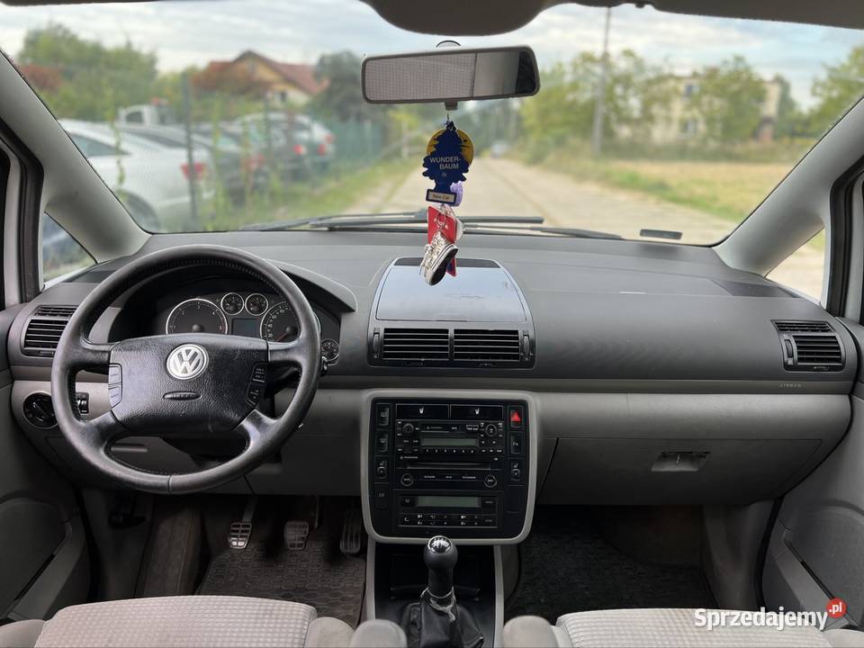 Volkswagen Sharan 7 osobowy diesel grzane fotele 115KM