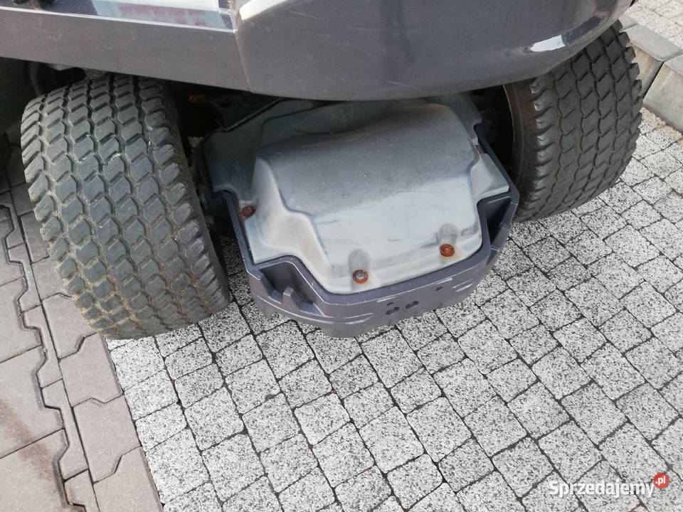 Profesjonalna kosiarka Husqvarna Kubota P525 łódzkie Kobiele Wielkie