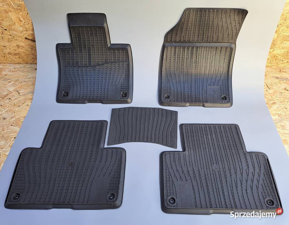 Oryginalne Dywaniki Gumowe Volvo XC90 II 2016 Mielęcin