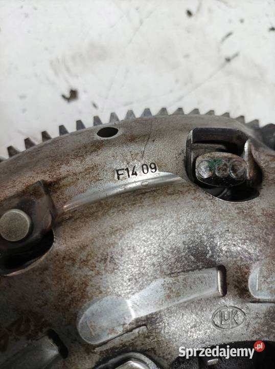 SPRZĘGŁO KOŁO DWUMASOWE 20 TDI Skoda Yeti I 2009