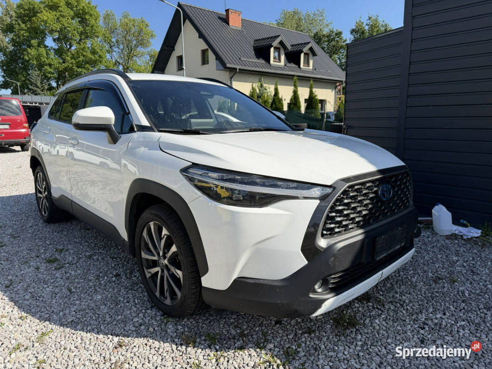 Toyota Corolla Cross 20HSD 196 Uszkodzony komputer pokładowy mazowieckie Otwock Mały sprzedam
