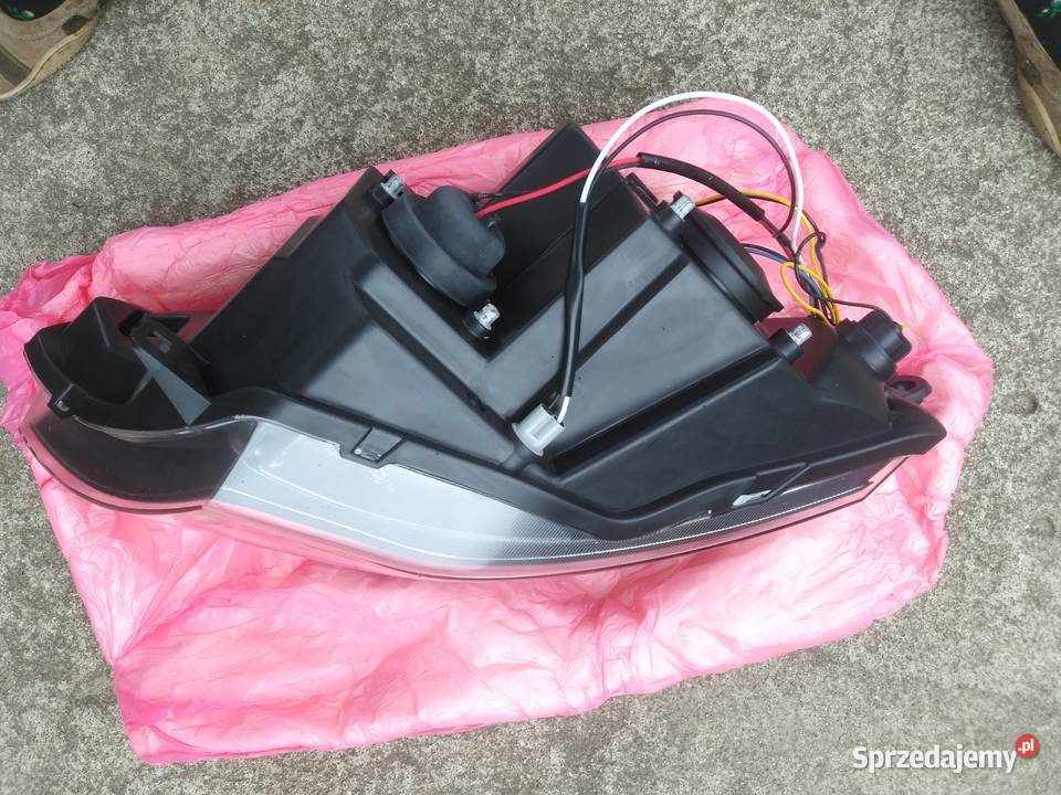 SONAR BMW SK3301 SK3302103Z03 lampa przód Dębno sprzedam