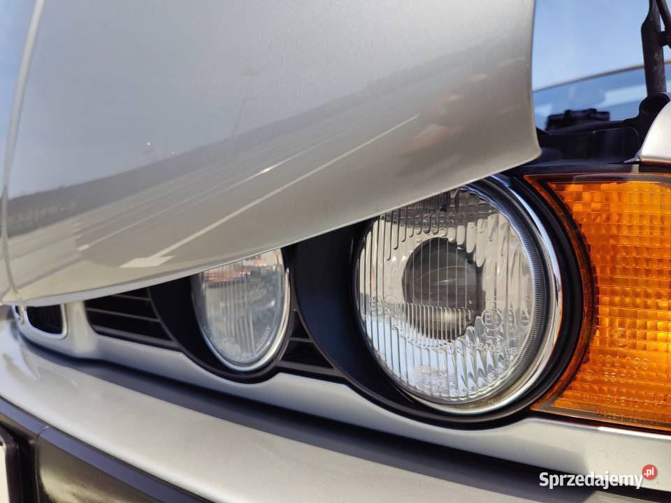 KLASYCZNE I KULTOWE BMW E34 520i Lachs Silver Zarejestrowany w Polsce Bytom