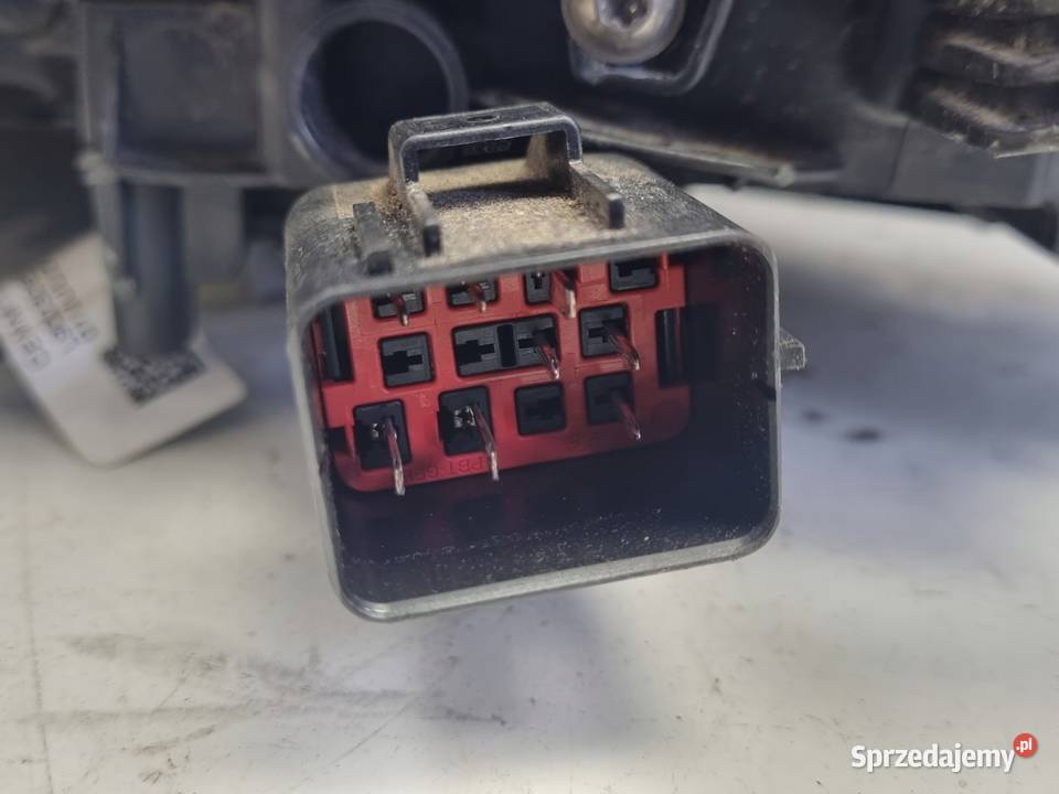 LAMPA PRAWA Volvo V60 S60 II LIFT PRZEDNIA prawy lubelskie Rudka