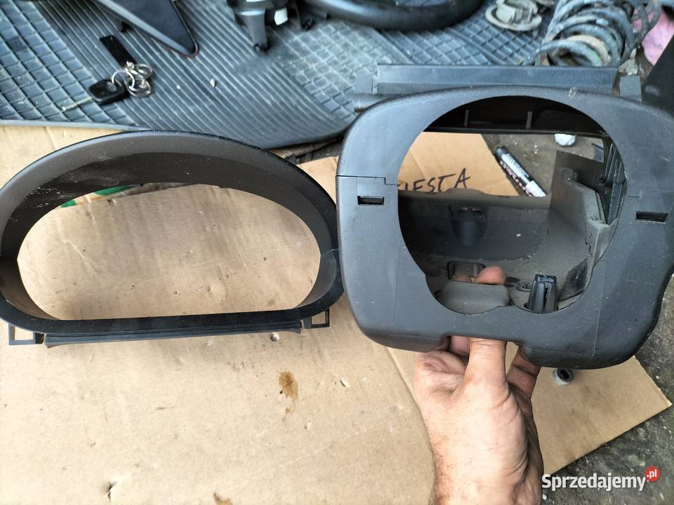 FORD FIESTA MK5 MK6 OSŁONA STACYJKI LICZNIKA Kamień-Kolonia