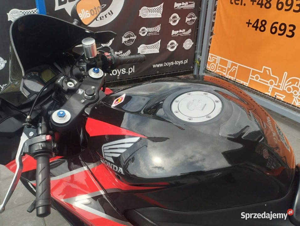 Honda CBR Honda CBR 600RR benzyna Motocykle, skutery, quady Barlinek